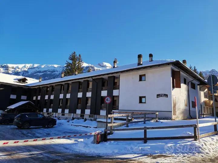 Spazioso Trilocale Sulle Piste Da Sci Folgarida Exteriör bild